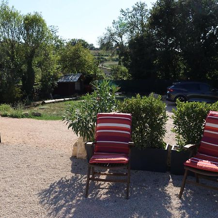 Les Vignes Du Luberon Apartment Saignon Exterior photo